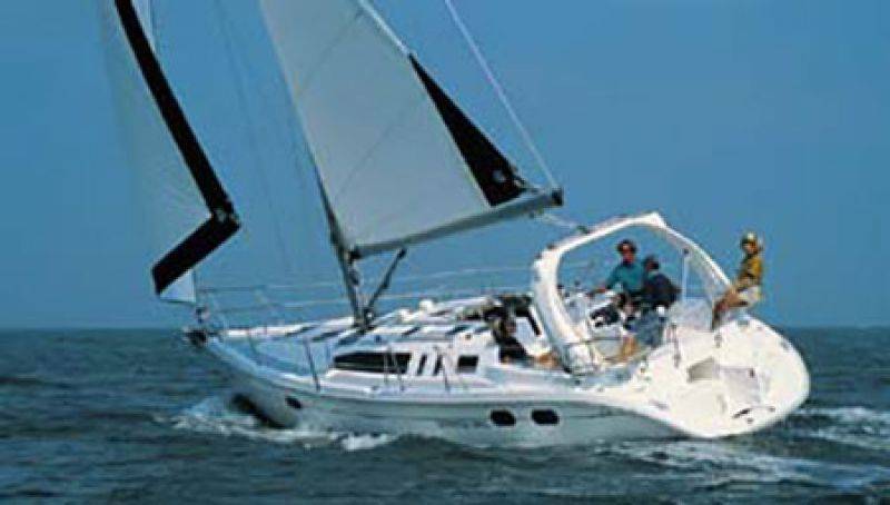 sailboatdata hunter 380