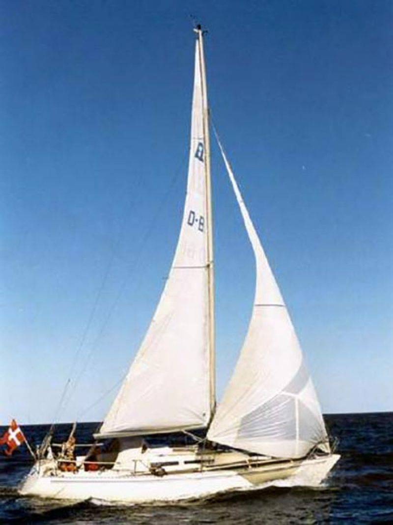 Nyboat Larsen 28