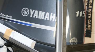 Yamaha 115 HP 4 Stroke Outboard Motor Engine....$3500 USD