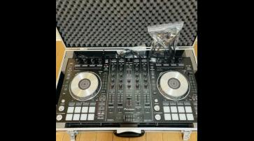 Pioneer DDJ-SX2 Performance 4-Channel Serato DJ MIDI Controller400 €